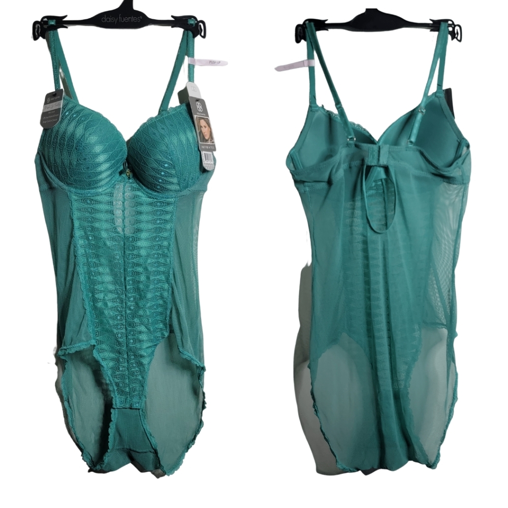 NWT Daisy Fuentes Teddy Lingerie Size L pushup Valentine's Day